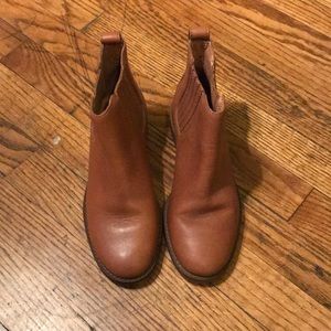 Madewell Chelsea boot in sz. 5